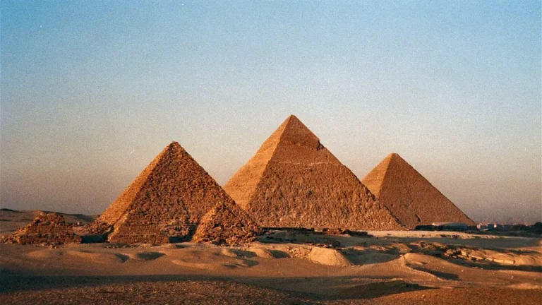 Advanced Radar Technology Reveals a Hidden City Under the Pyramids of Giza